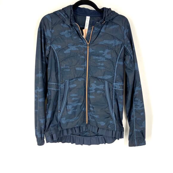 Lululemon Spring Fling Puffy Windbreaker Heathered Lotus Camo Oil Slick Blue - Picture 3 of 5